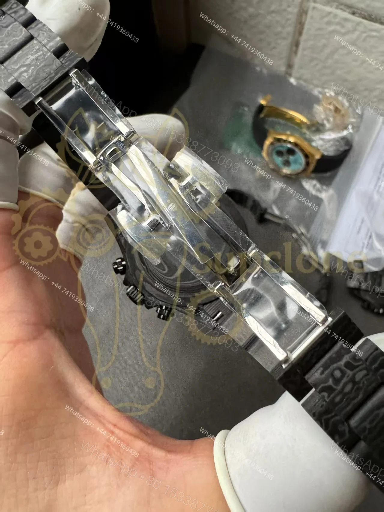 View 13 of Rolex Super Clone Carbon Fiber Daytona Rainbow Bezel Carbon Fiber Bracelet