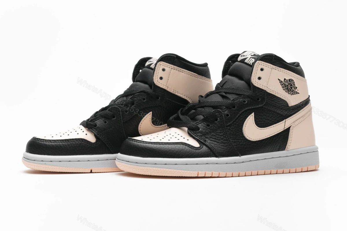 View 3 of Air Jordan 1 Retro High OG -Volt Gold- 024 555088-118