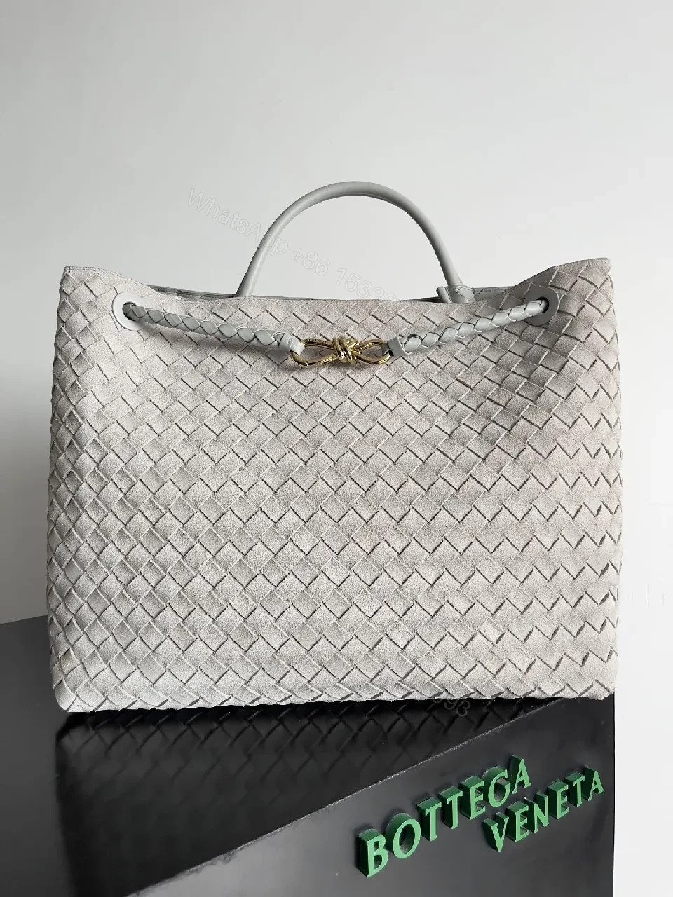 Soft-Mra Intrecciato Tote: Everyday Luxury Bag — view 1