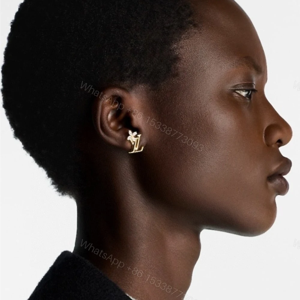 View 5 of LOUIS VUITTON LV ICONIC FLOWER EARRINGS GOLD M02116