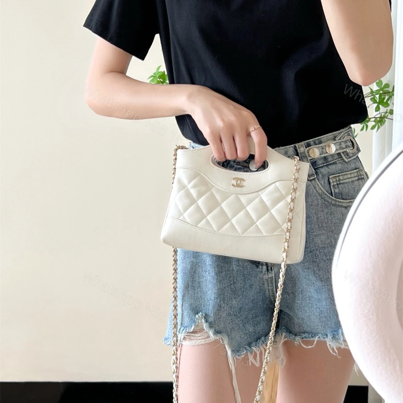 View 19 of 高仿Chanel*24S春夏系列AP3656單肩包白色免檢版