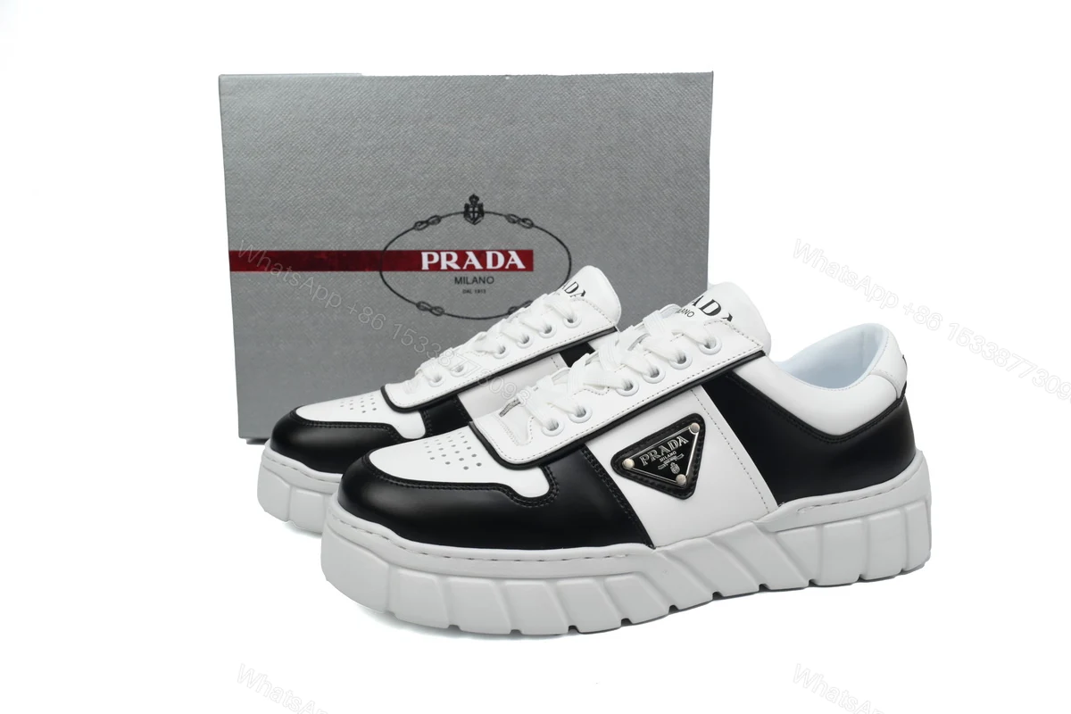 Prada Low-Top Sneakers Serrated Black And White — view 2