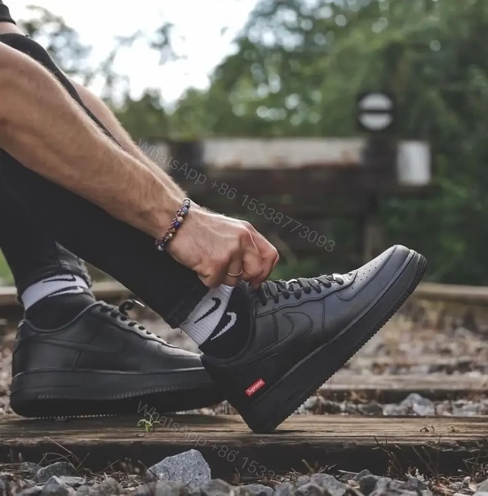 NIKE AIR FORCE ONE SUPREME — view 1