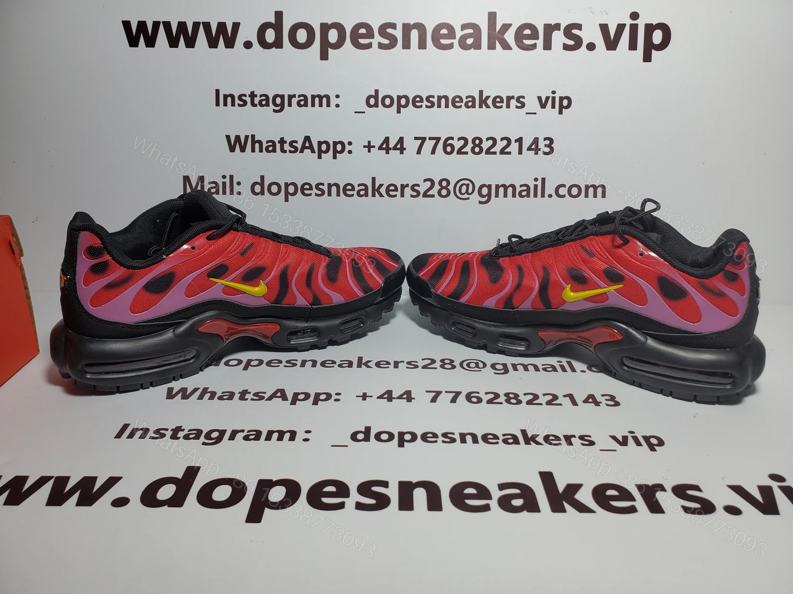 View 3 of Nike Air Max Plus Supreme Black (Nike Tn)