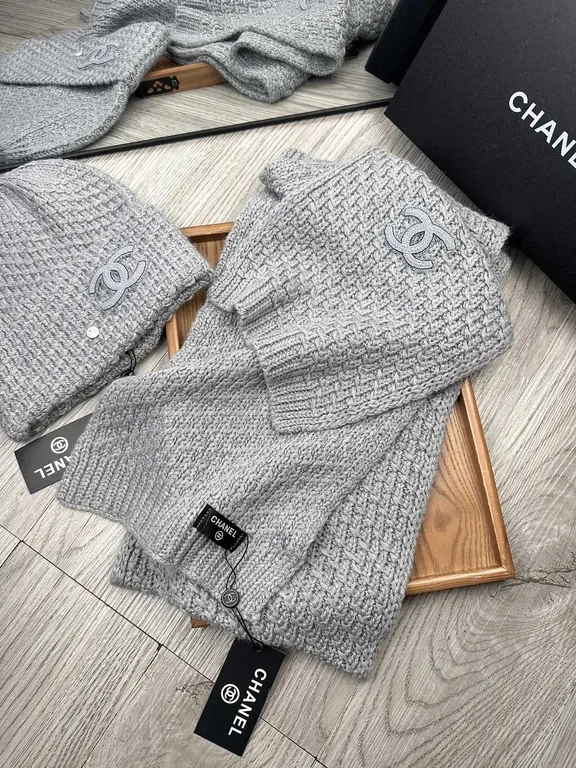 View 7 of Textured Chanel-Style Knit Set: Scarf & Beanie, Ultra-Cozy Luxury