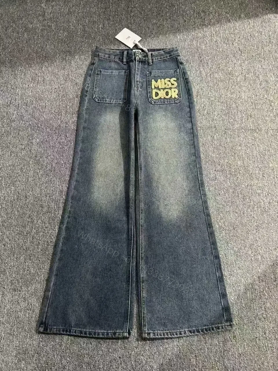 DIOR — view 1