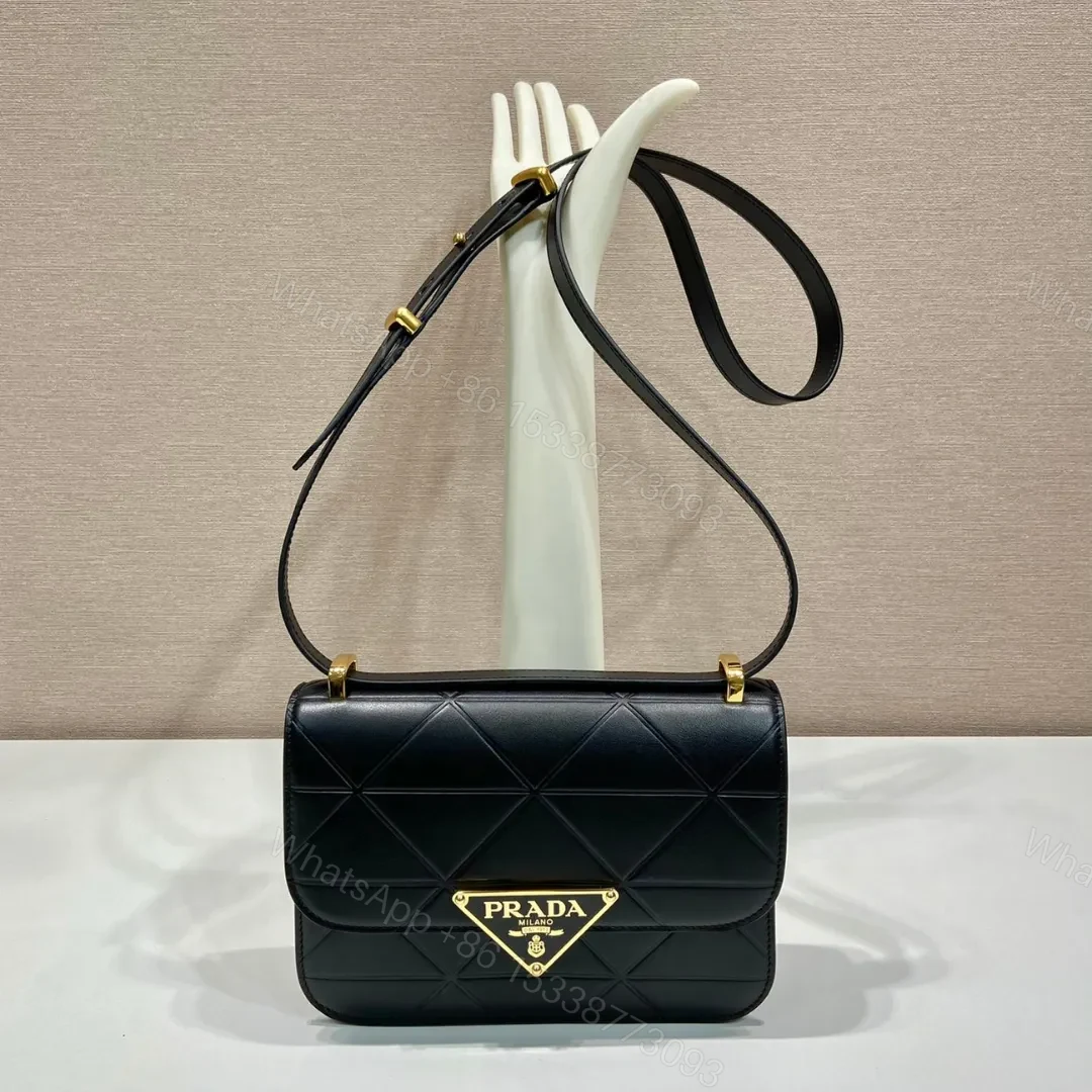 Prada Pattina in Pelle Calfskin Black — view 1