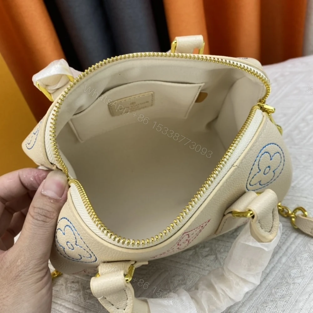 View 8 of Louis Vuitton Speedy Bandoulière Monogram Empreinte 20Cm M46667