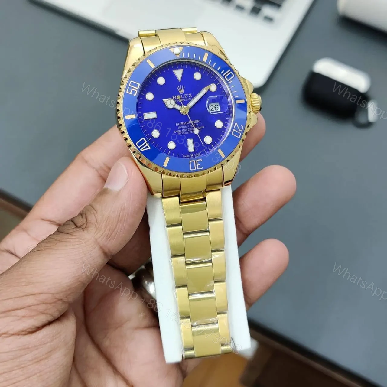 View 4 of Rolex Submariner in 6 colors