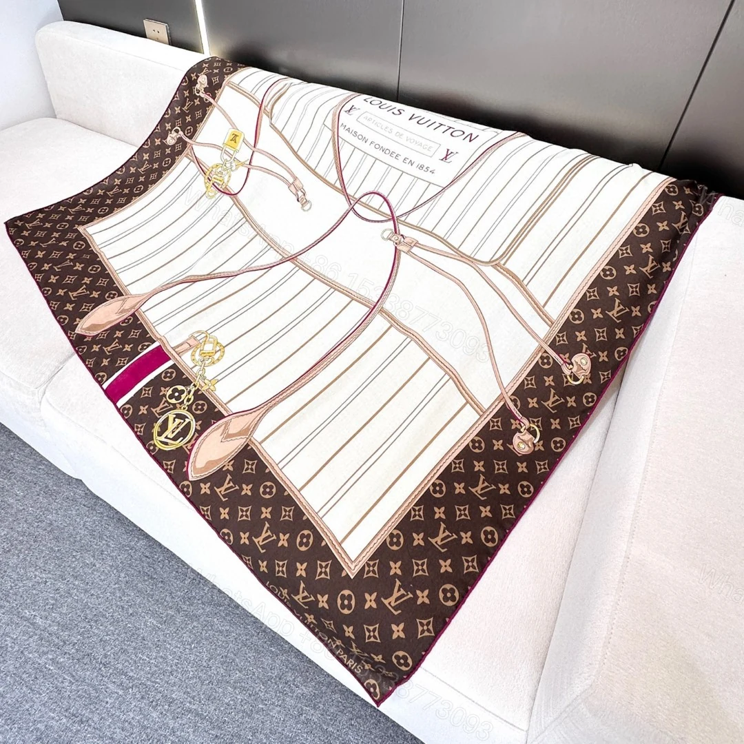 LV 高仿絲巾 Monogram經典拼色百搭披肩 — view 1