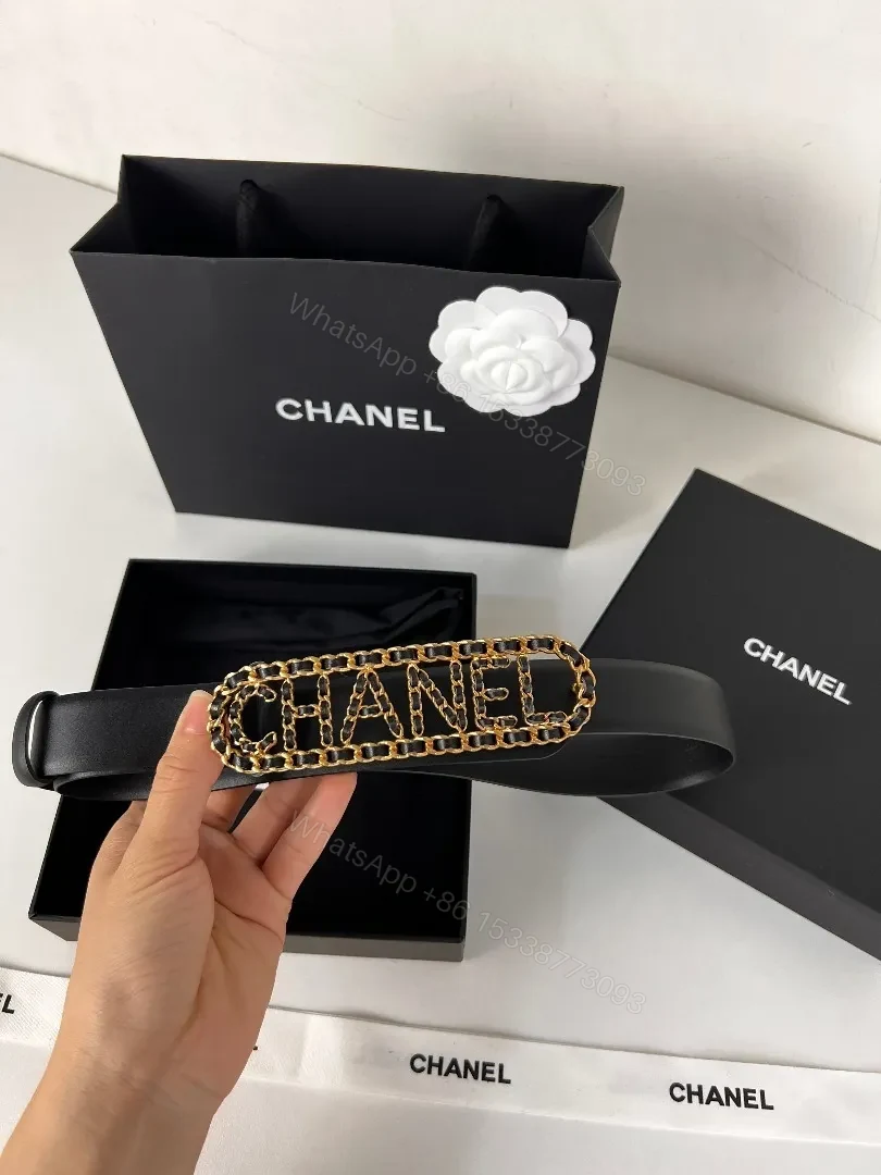 Gold-Chain Leather Belt: Modern Luxury, Unisex Style — view 1