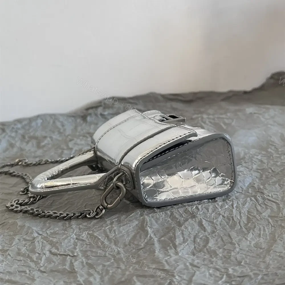 View 5 of 高仿Balenciaga*Nano系列迷你沙漏包銀色