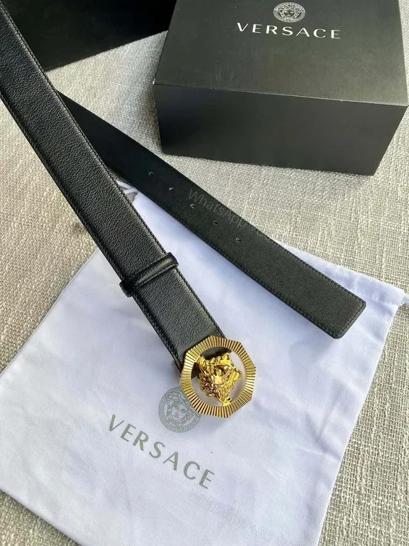 View 6 of Iconic Medusa Buckle Belt â€“ Premium Leather, Luxury Metallic Buckle