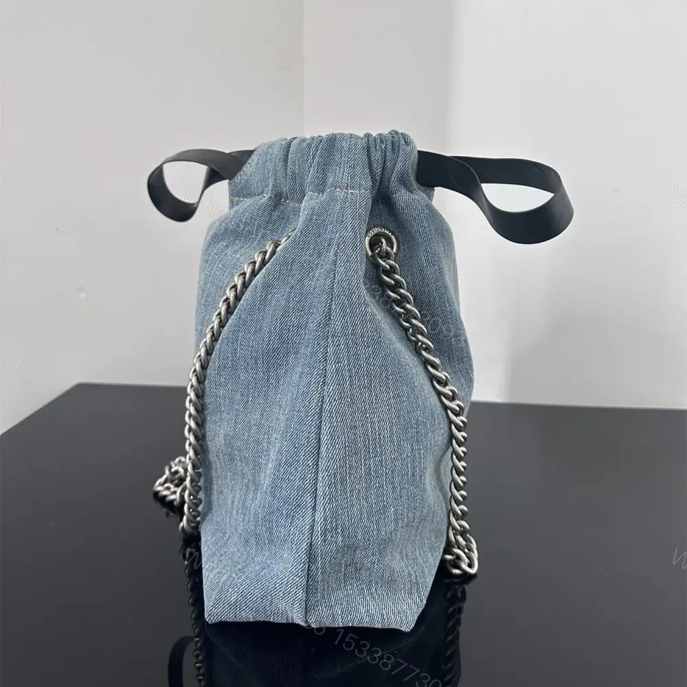 View 3 of 高仿Balenciaga2023年新款Crushtote牛仔布垃圾袋小號