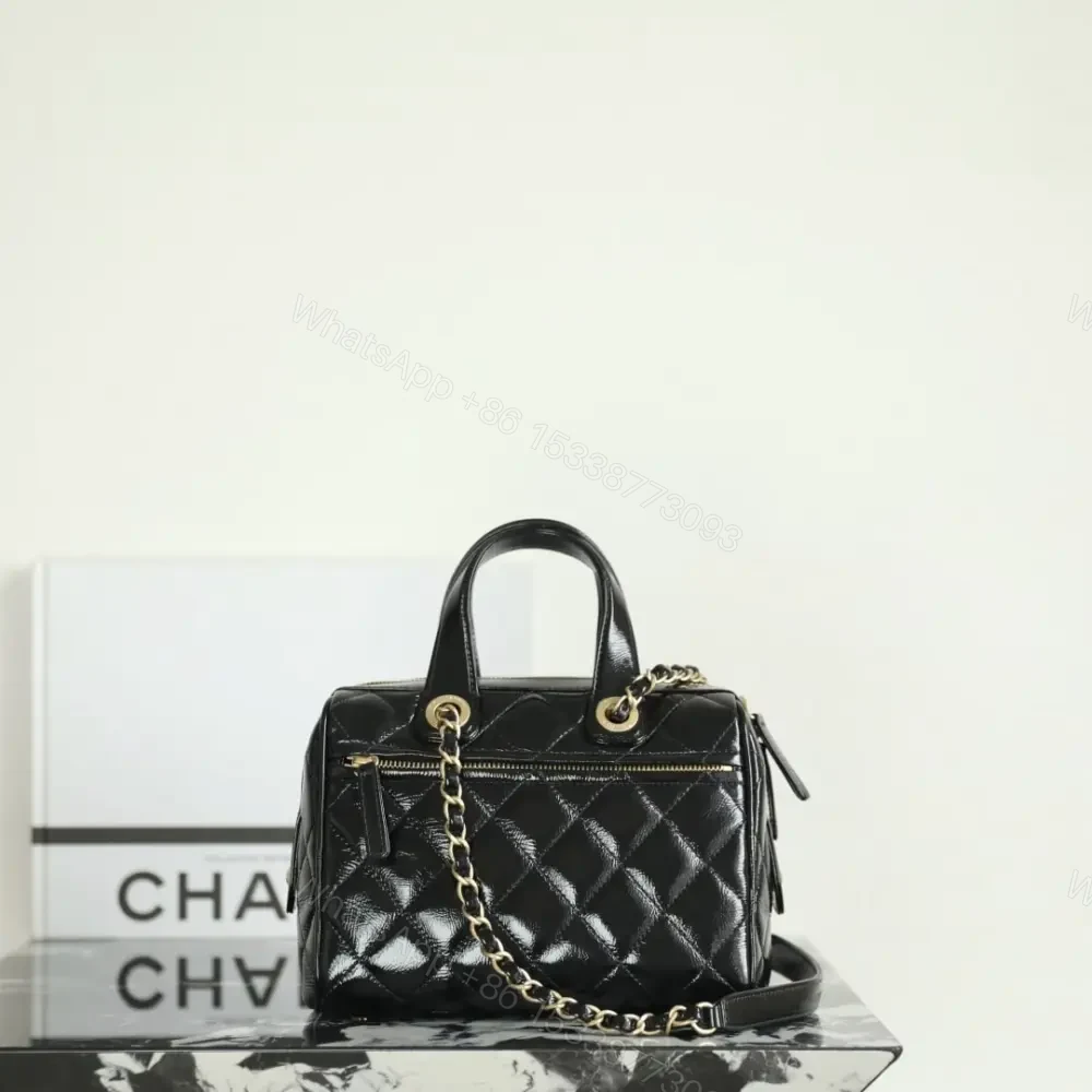 View 2 of 高仿Chanel*25A系列AS5578保齡球手提包黑色小號免檢版