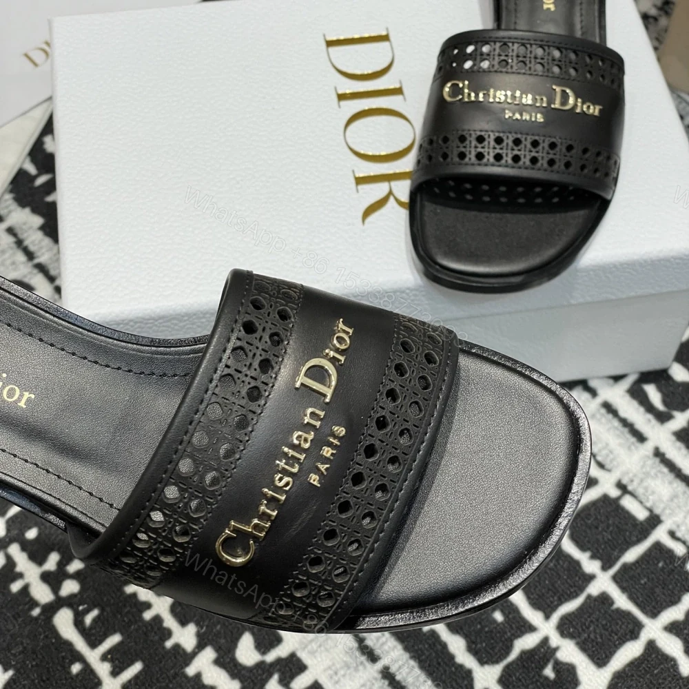 View 8 of 高仿Dior*D-Lane系列KCO206圓頭套腳拖鞋短踭黑色免檢版