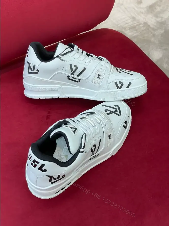 View 8 of LOUIS VUITTON TRAINER LOW-TOP SNEAKERS IN WHITE AND BLACK – LSVT389