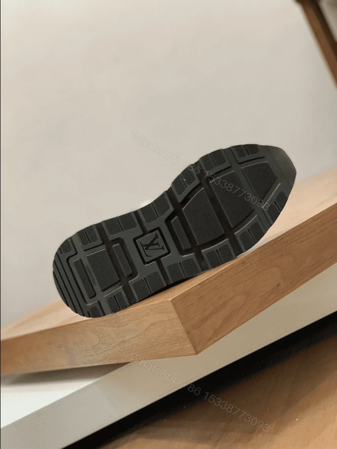 View 5 of LOUIS VUITTON RUN AWAY SNEAKERS IN GREY AND PURPLE – LSVT358