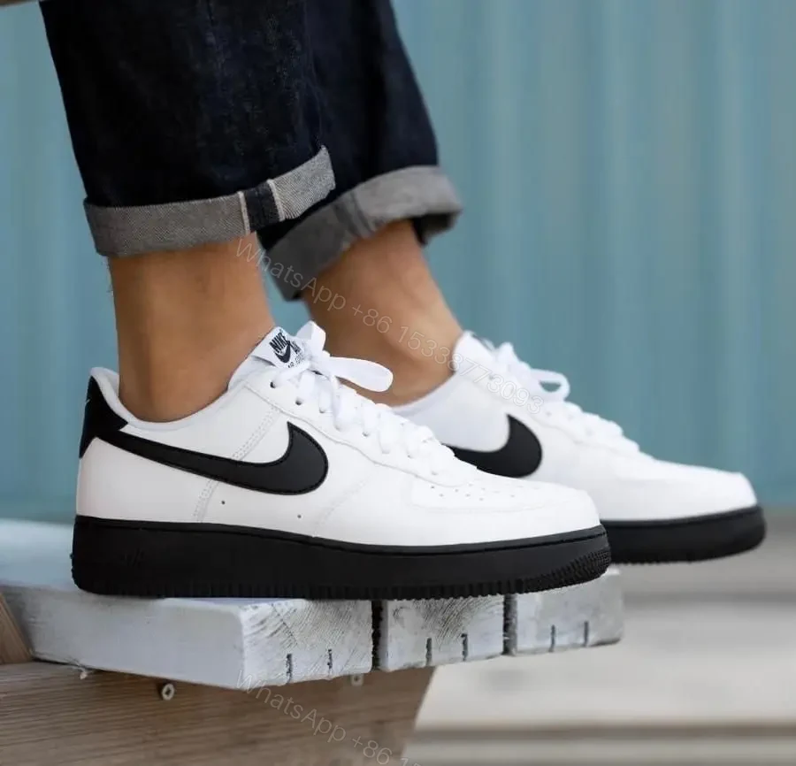 NIKE AIR FORCE 1 LOW WHITE BLACK — view 1