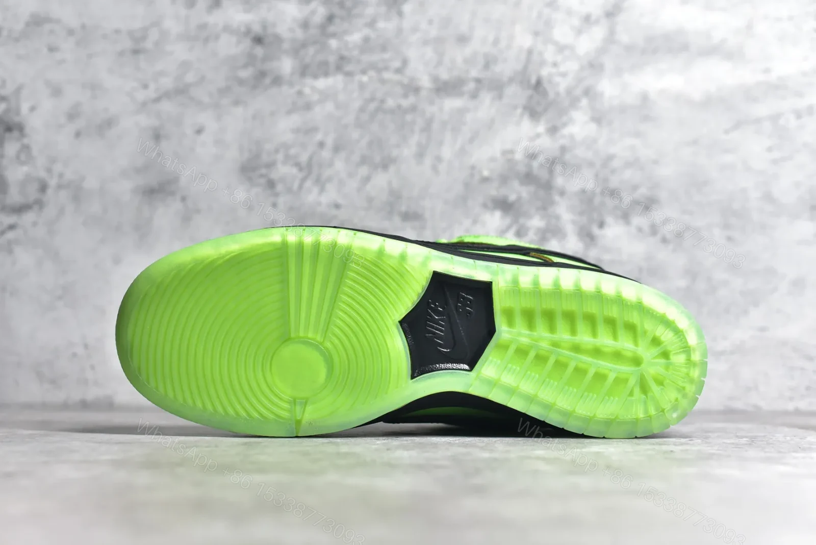 View 9 of Nike SB Dunk Low x Powerpuff Girls Green Replica