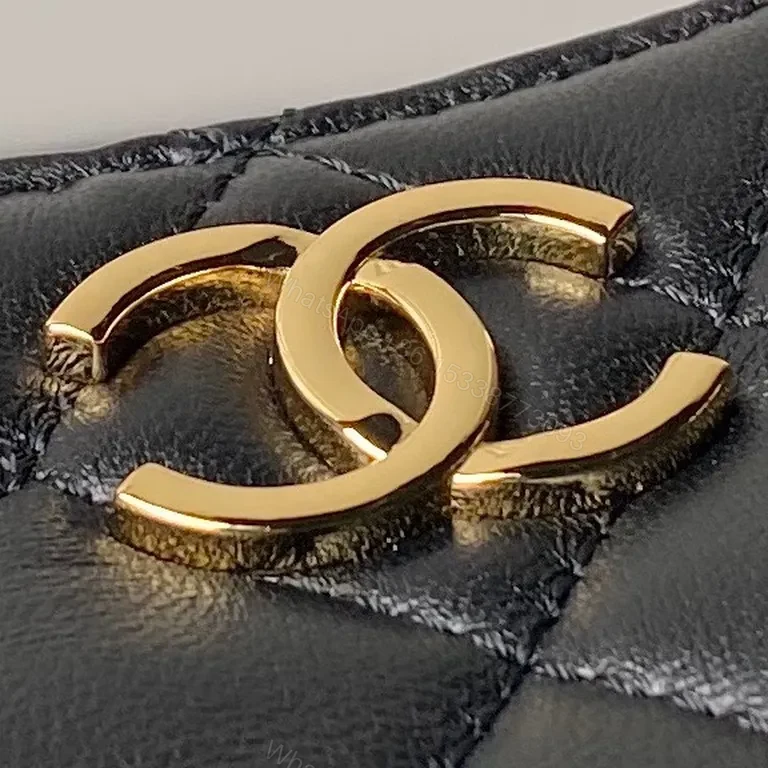 View 4 of Chic Quilted Chain Bag: Luxury, Everyday Style, Crossbody