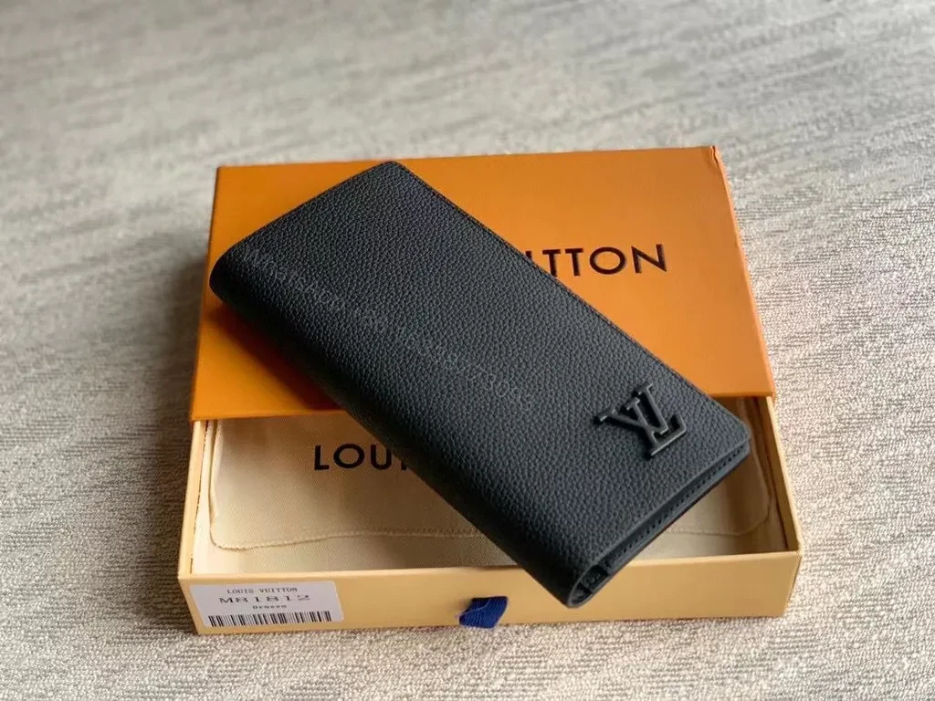 Pristine Black Leather Wallet — Subtle LV Emblem, Organized — view 1