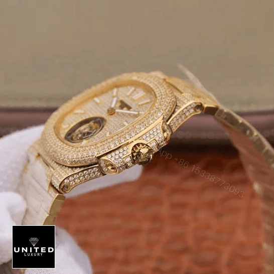 View 3 of Patek Philippe Nautilus 5711 Fully Yellow Gold Replica