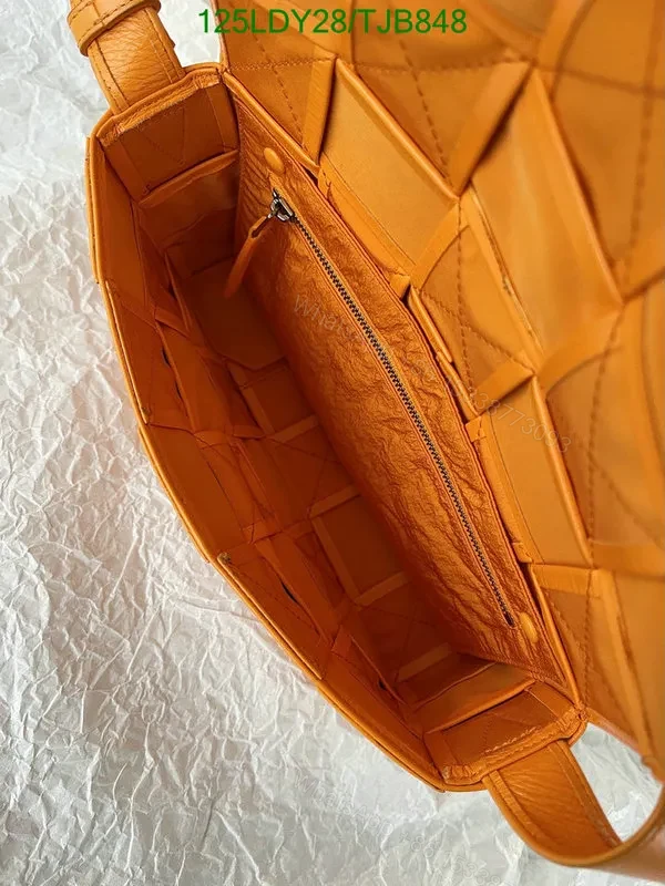 View 99 of Bottega Veneta Premium Nappa Leather Intrecciato Weave Bag with Magnetic Fastening BV9101