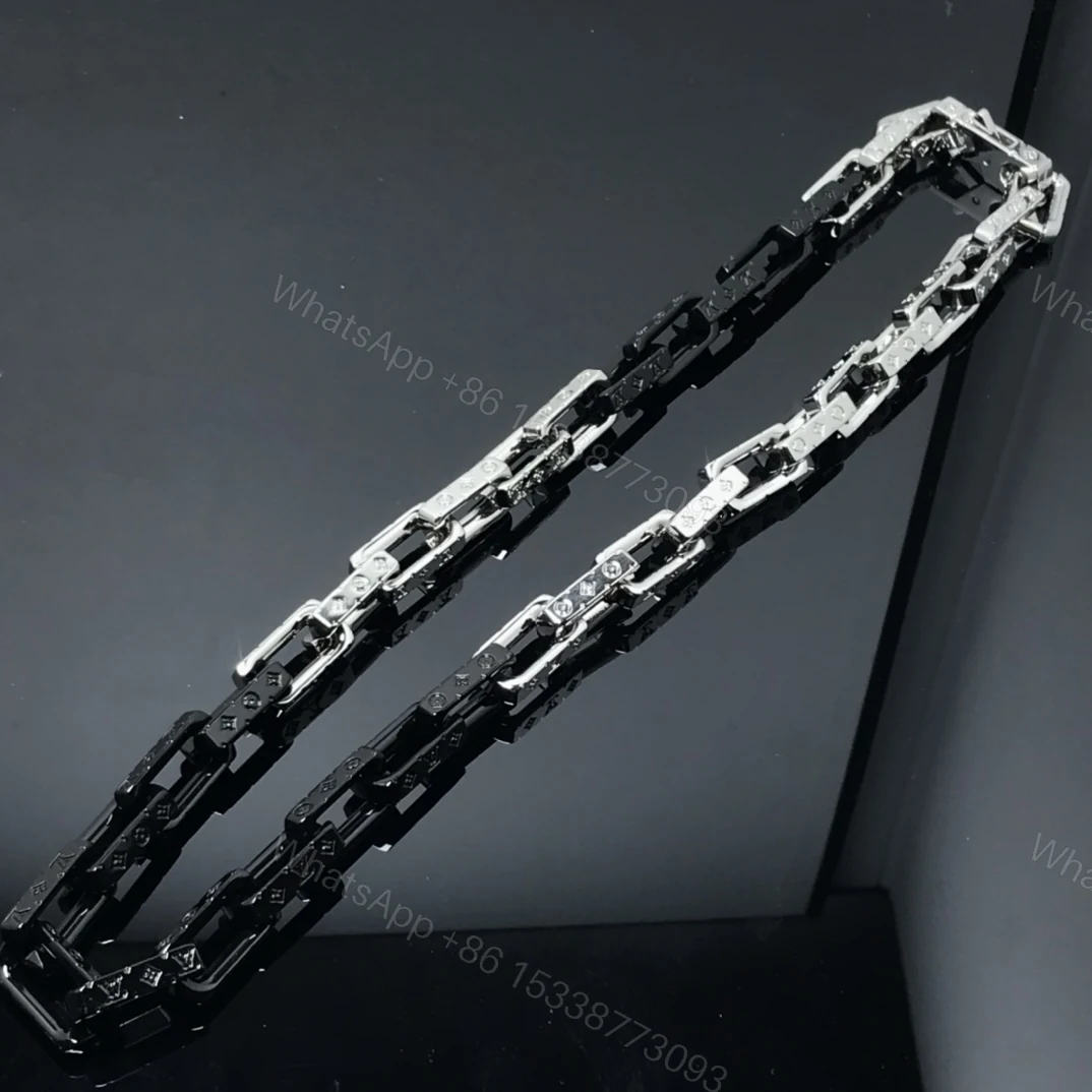 View 5 of EN – Lux LV Necklaces 044