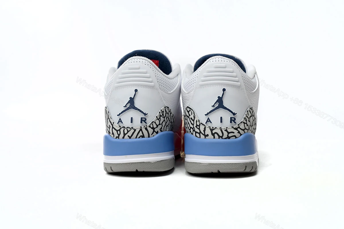 View 4 of (GET)Air Jordan 3 Retro UNC CT8532-104