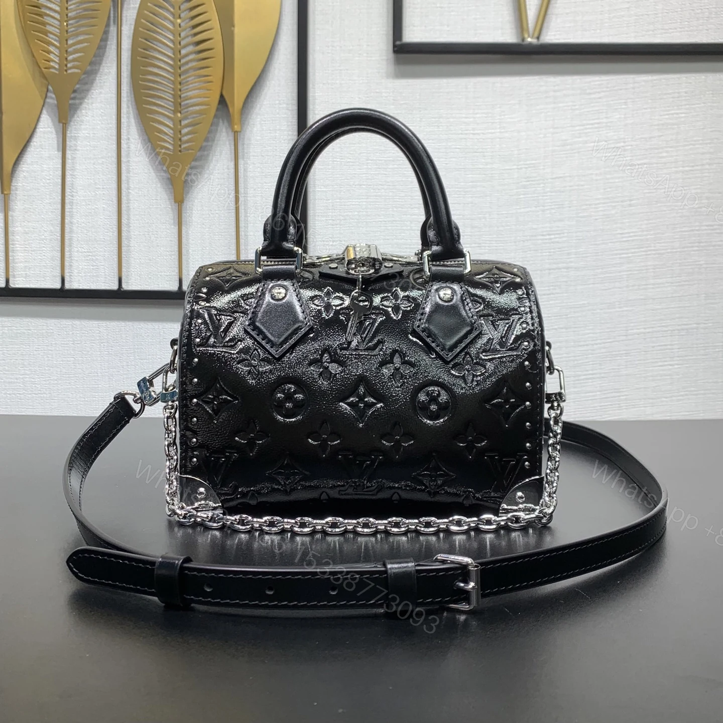 LV 黑色壓紋鏈條手提包 高仿 Monogram 迷你波士頓款 — view 1