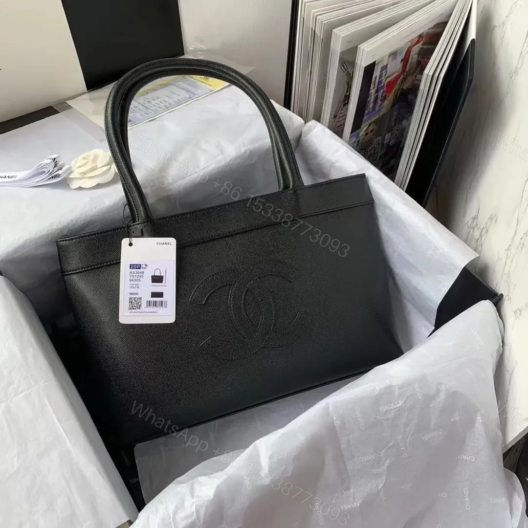 Chanel Vintage Classic Like Auth Handbags Black Woman’s 30x21x8cm — view 1