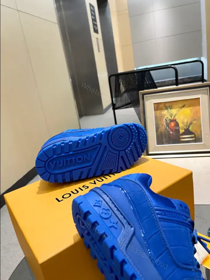 View 10 of LV TRAINER MAXI SNEAKER – LSVT417