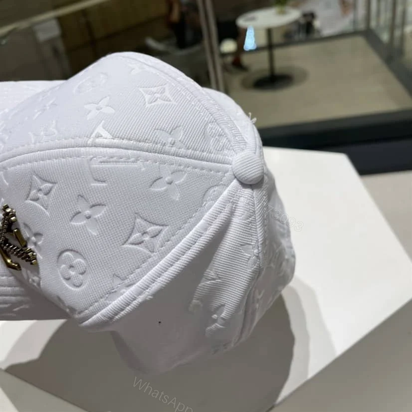 View 5 of Louis Vuitton Cap – LHC17