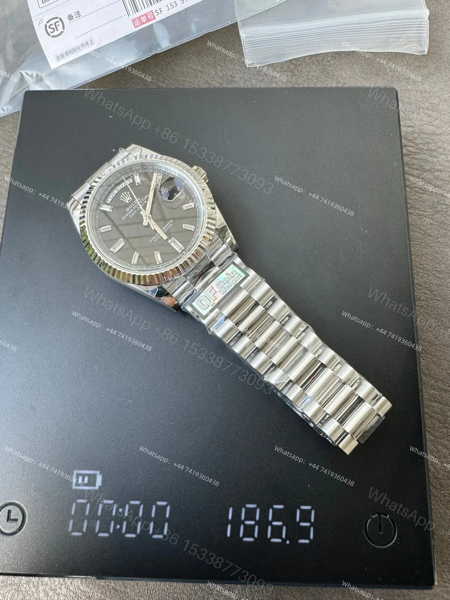 View 8 of Rolex Day-Date M228236-0004 1:1 Replica Black Diamond Dial 40MM 3255 Movement Presidential Bracelet Super Clone Watch