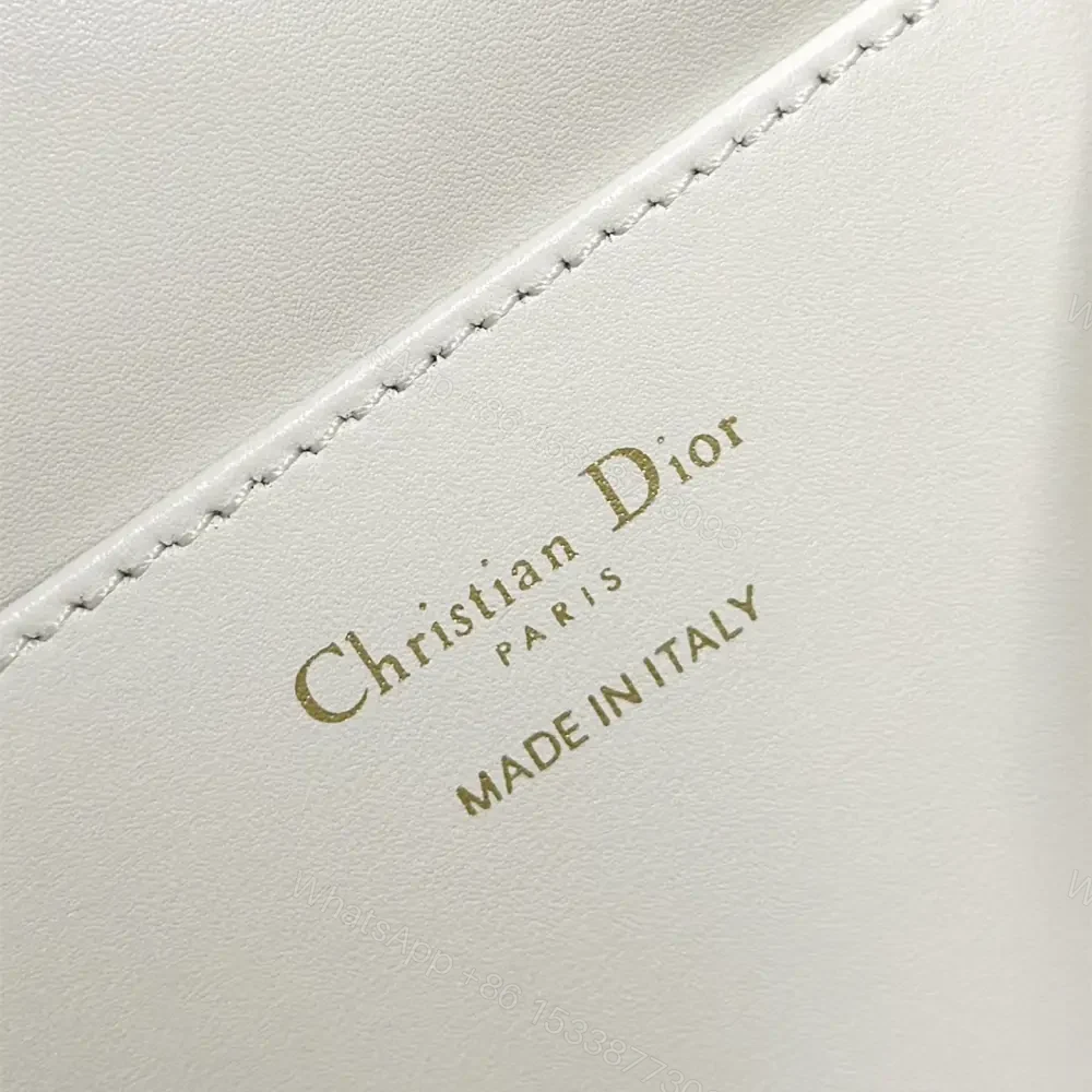 View 7 of 高仿Dior*Caro系列M6301M030小羊皮雙肩包白色中號免檢版