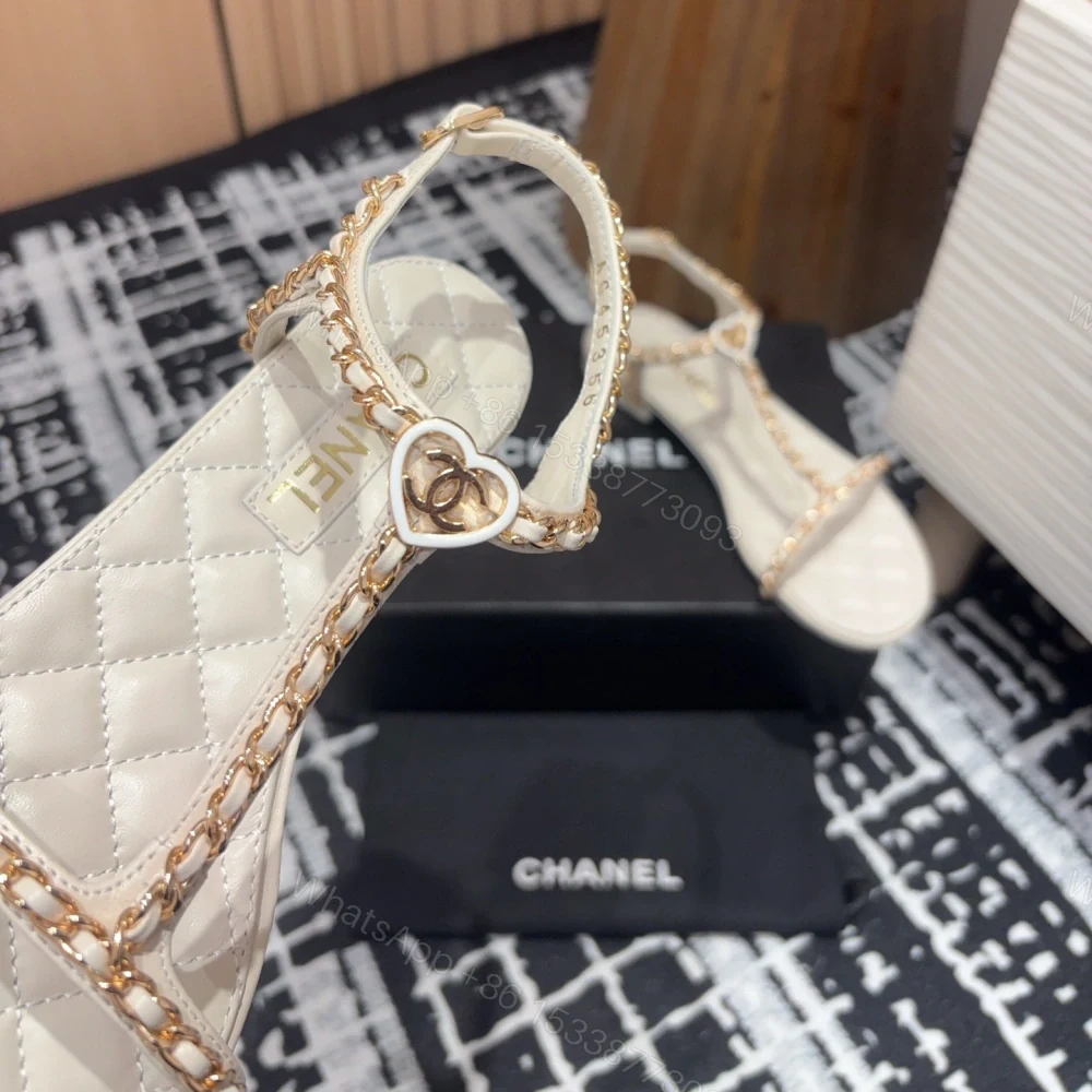 View 4 of 高仿Chanel*25C系列G46111C小羊皮平底涼鞋白色免檢版