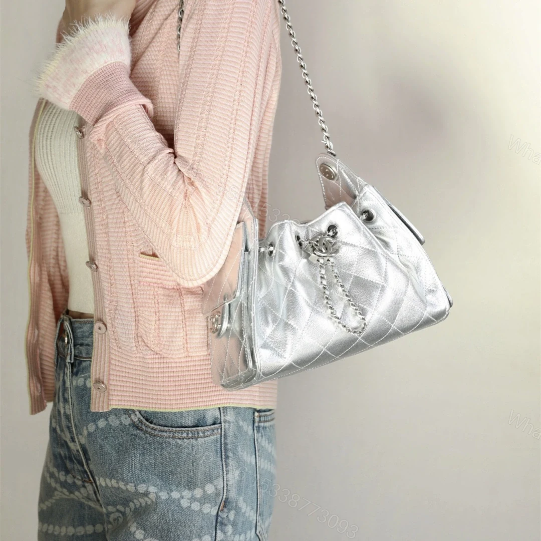 View 20 of 高仿Chanel*26C/25Bag系列AS5631小牛皮手袋Mini銀色免檢版