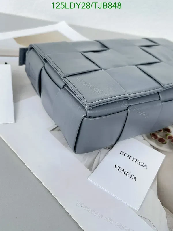 View 25 of Bottega Veneta Premium Nappa Leather Intrecciato Weave Bag with Magnetic Fastening BV9101