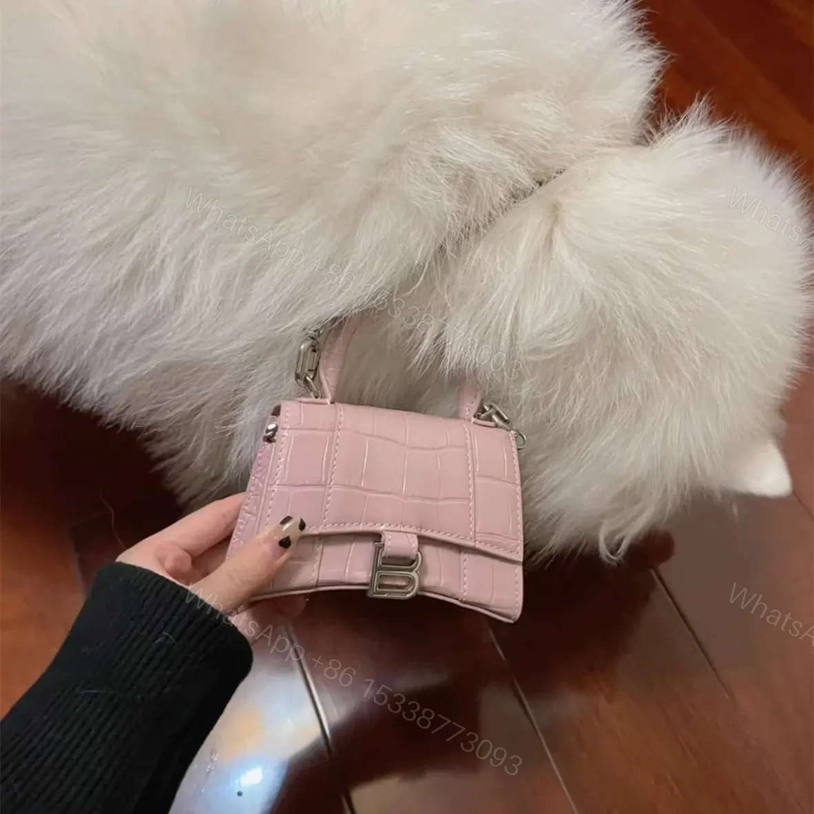 View 16 of 高仿Balenciaga*Nano系列迷你沙漏包粉色