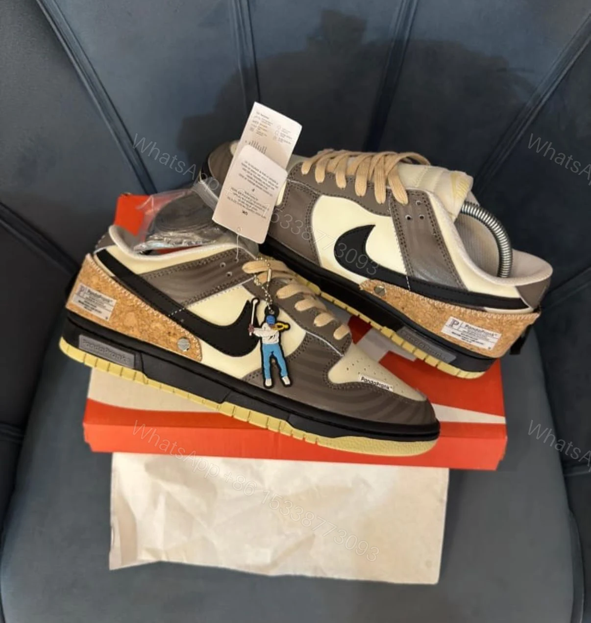 View 5 of FIRST COPY NIKE SB DUNK PANDAPRANK 2025