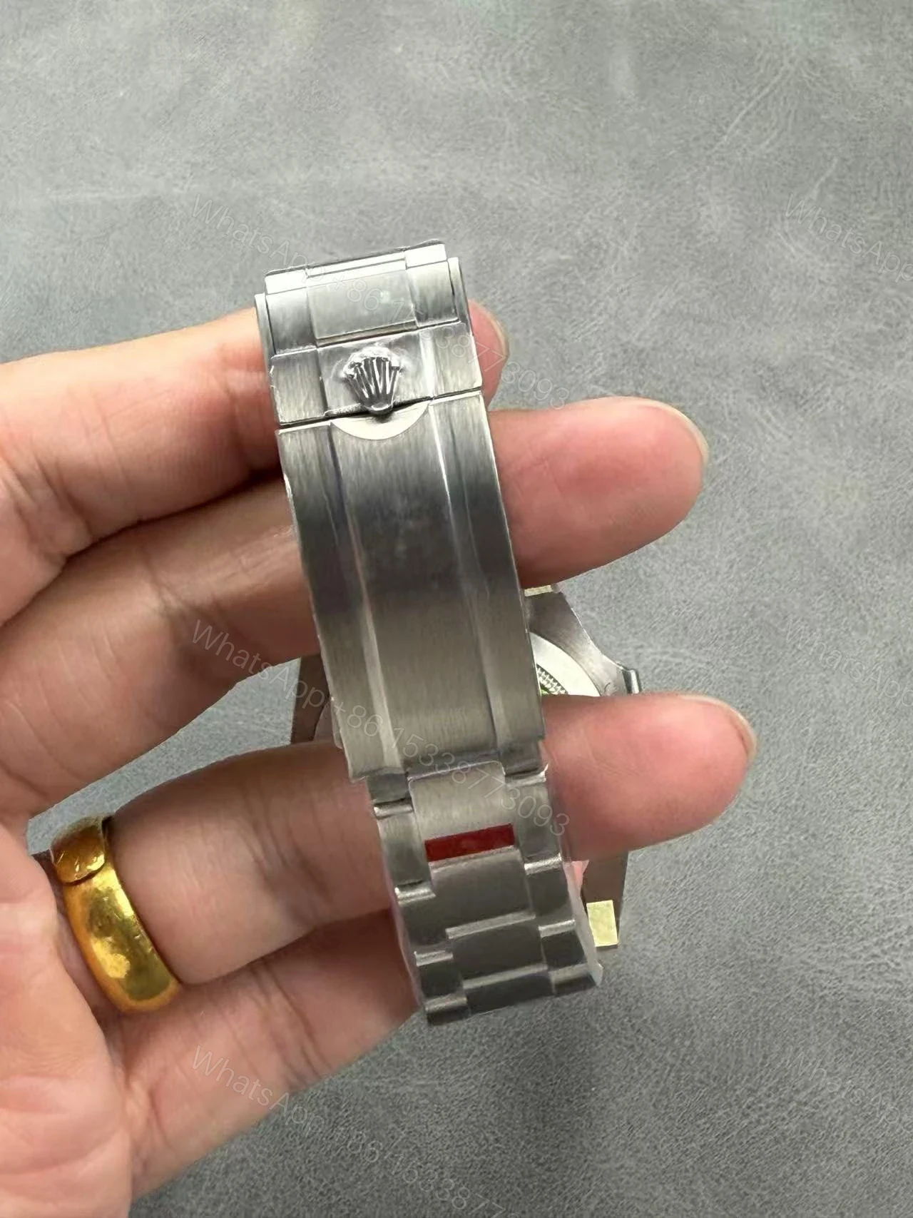 View 6 of Replica Rolex Submariner Kermit – Green/Black 2020 Edition