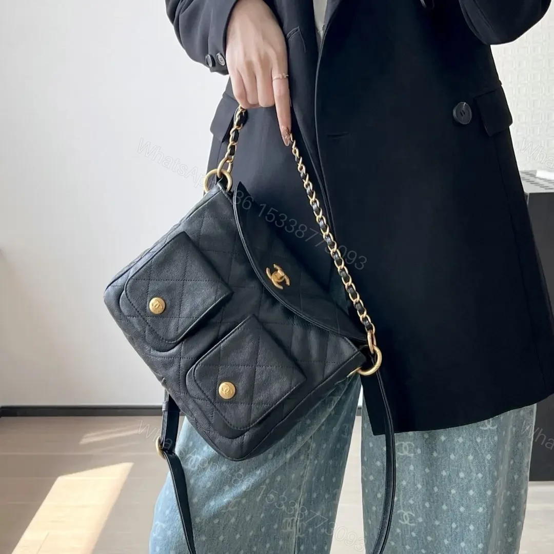 View 22 of 高仿Chanel*25P系列AS5385黑金郵差包小號免檢版