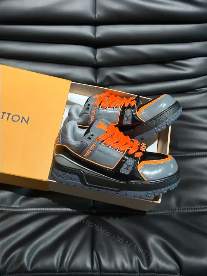 View 2 of LV TRAINER MAXI SNEAKER – LSVT418