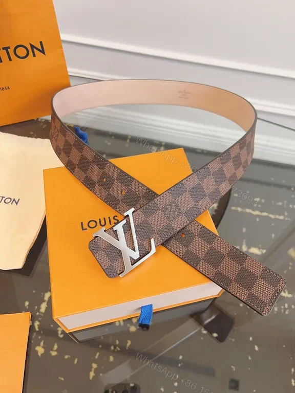 Damier Canvas LV Belt: Classic Signature Hardware Belt — view 1