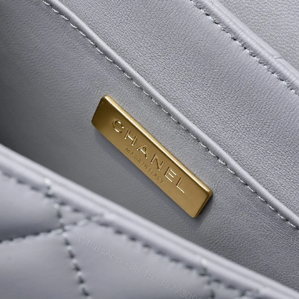 View 3 of Soft Gray Quilted Handbag: Luxe Everyday Elegance Bag