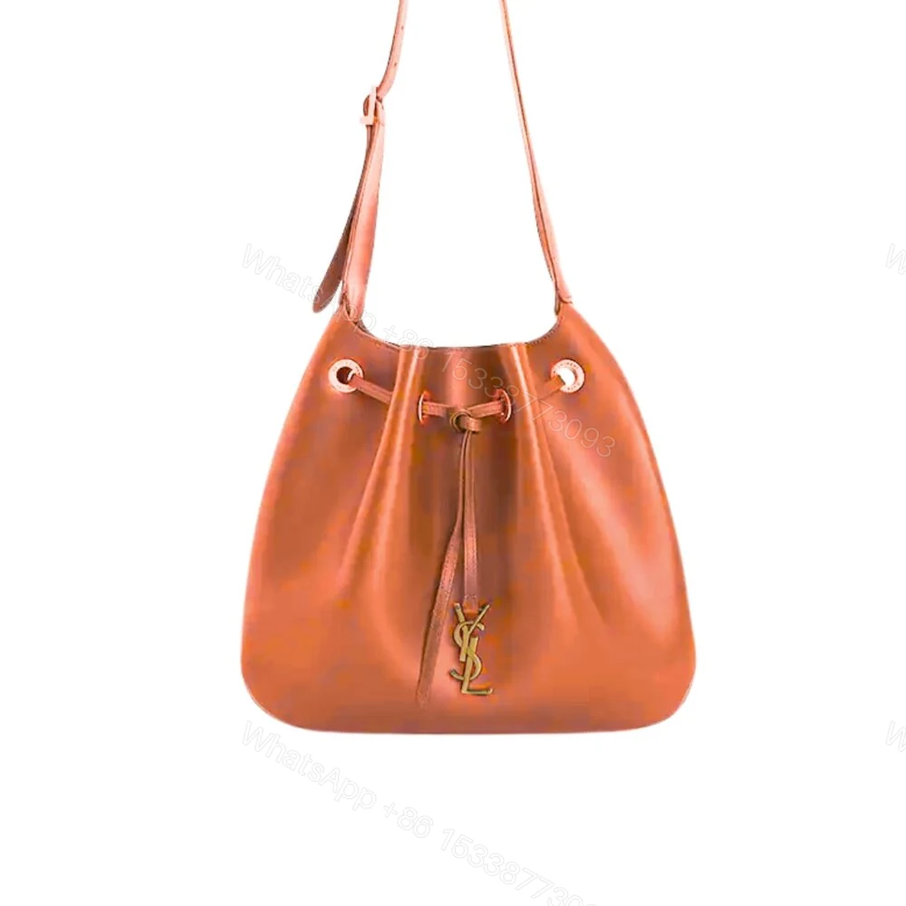 Saint Laurent Paris VII Medium Flat Hobo Bag In Smooth Brown 28Cm — view 1