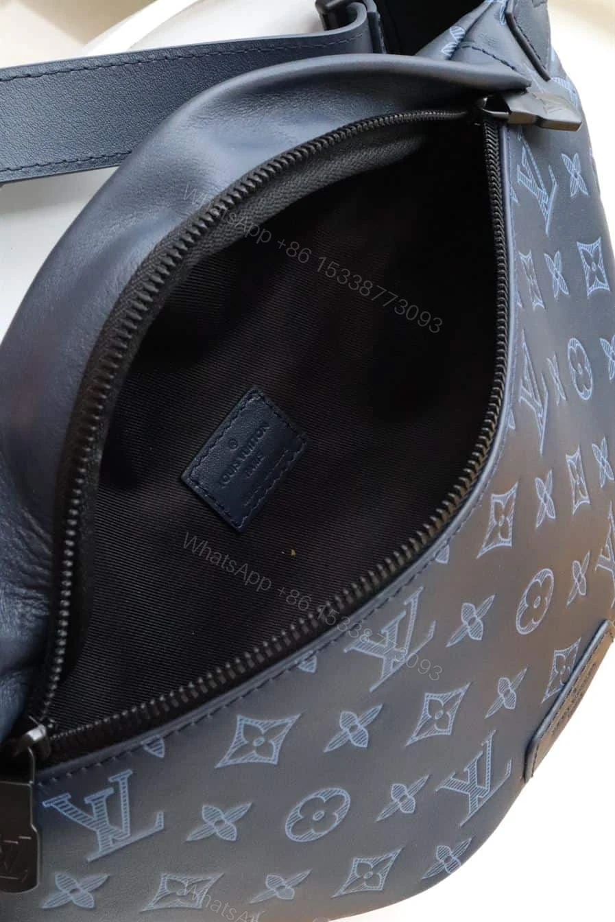 View 8 of DISCOVERY BUMBAG PM M45729