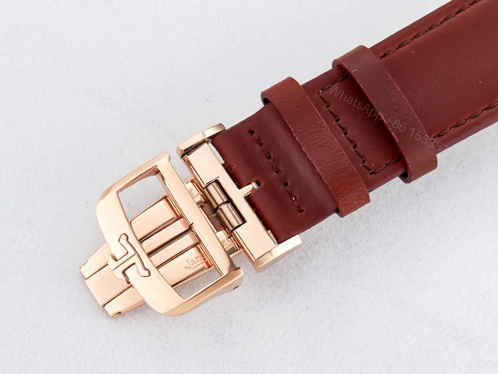 View 21 of Reverso Tribute Duoface Small Seconds RG MGF Best Edition Black Dial on Red Leather Strap A854A