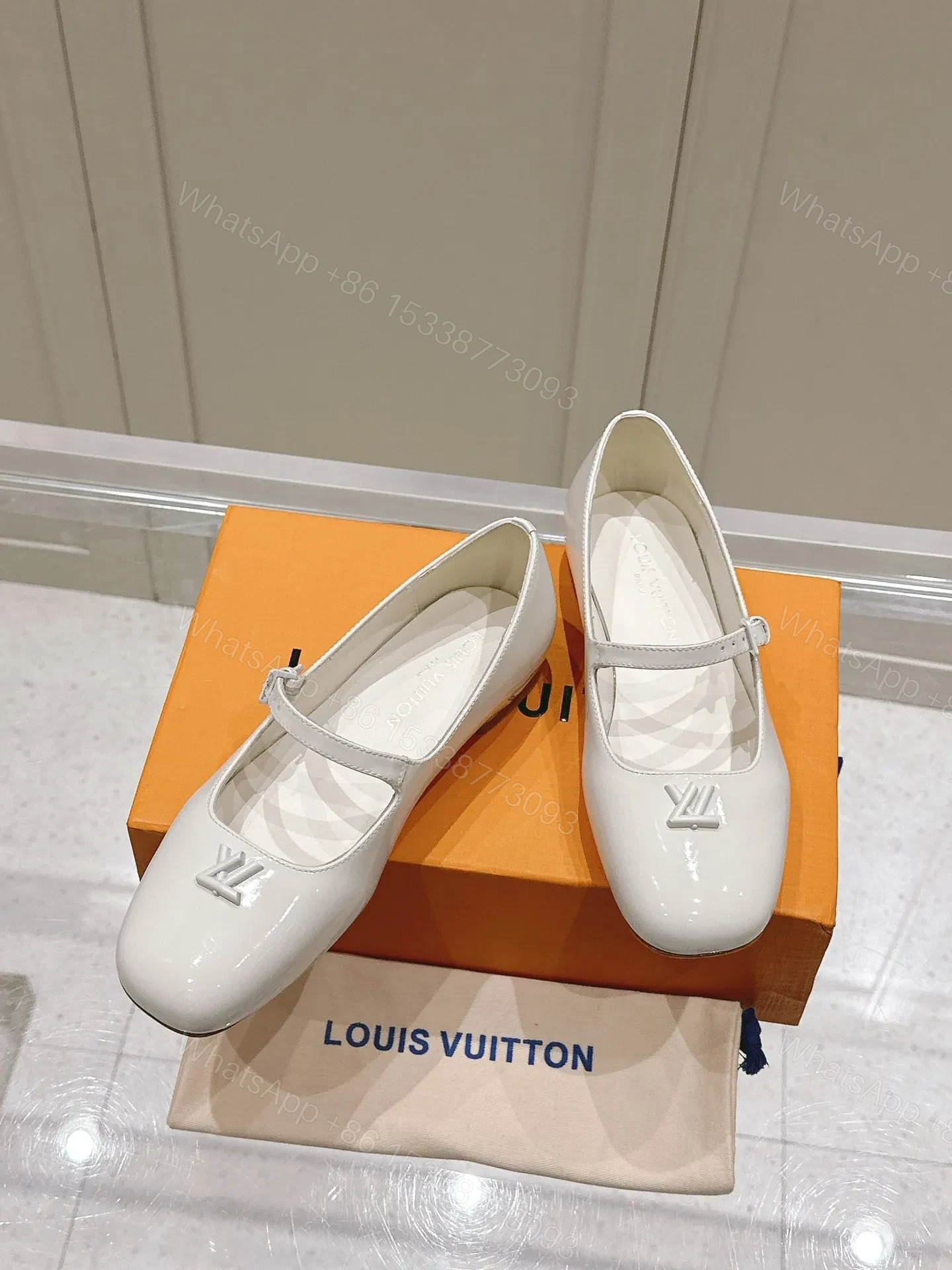 View 5 of LV Women White Patent Leather Mary Jane Heels